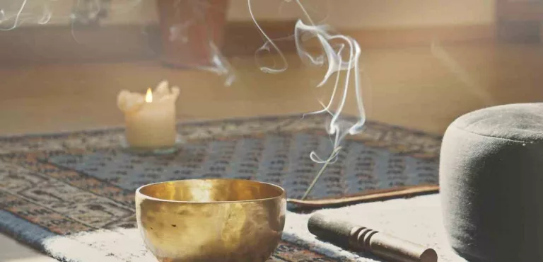 Somatic Meditation: Connecting Body and Mind for Healing