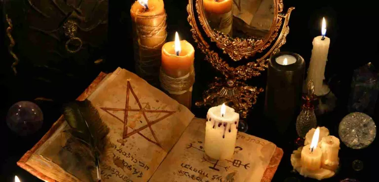 October Witchcraft: Rituals of Ancestral Magic, Shadows & Samhain