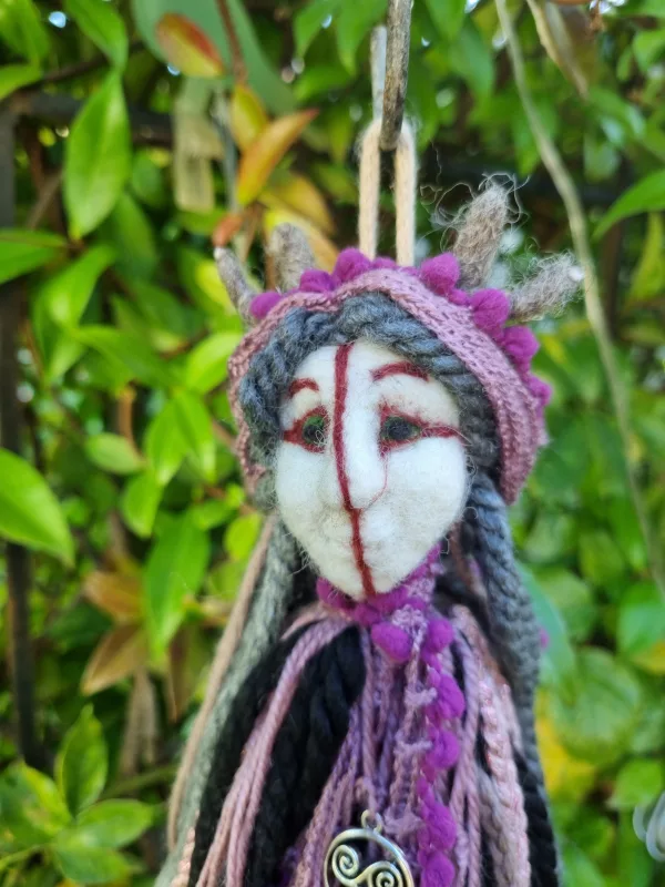 The Spirit Kin of the Wild Hedge